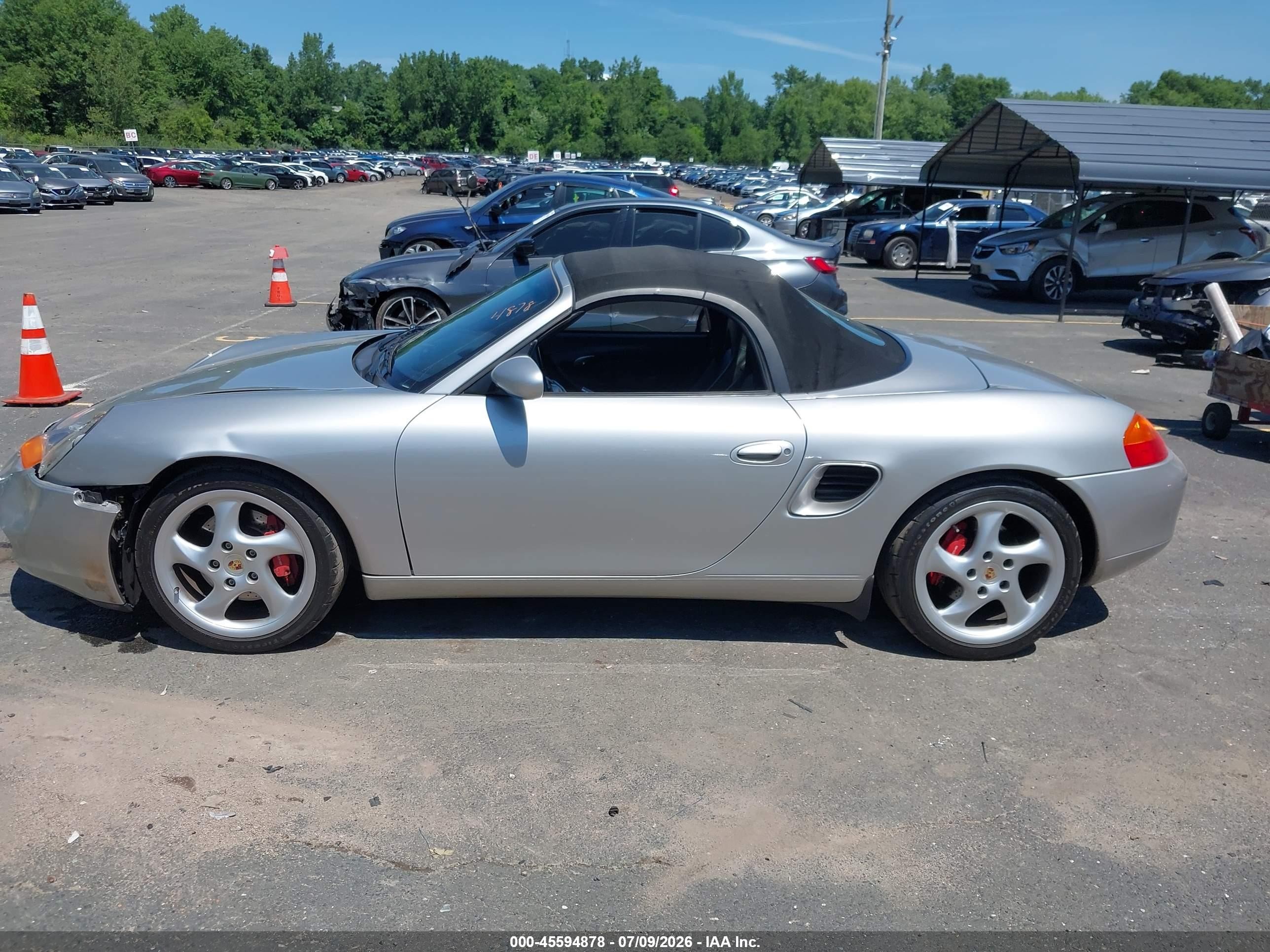 2002 Porsche Boxster S Silver vin: WP0CB29862U661555