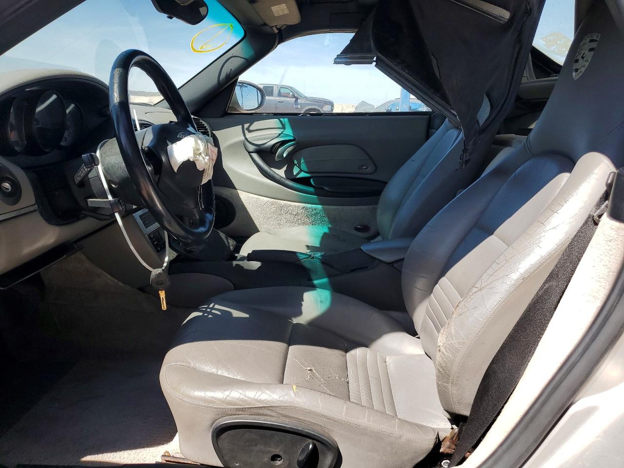 2003 Porsche Boxster S Silver vin: WP0CB298X3U660474