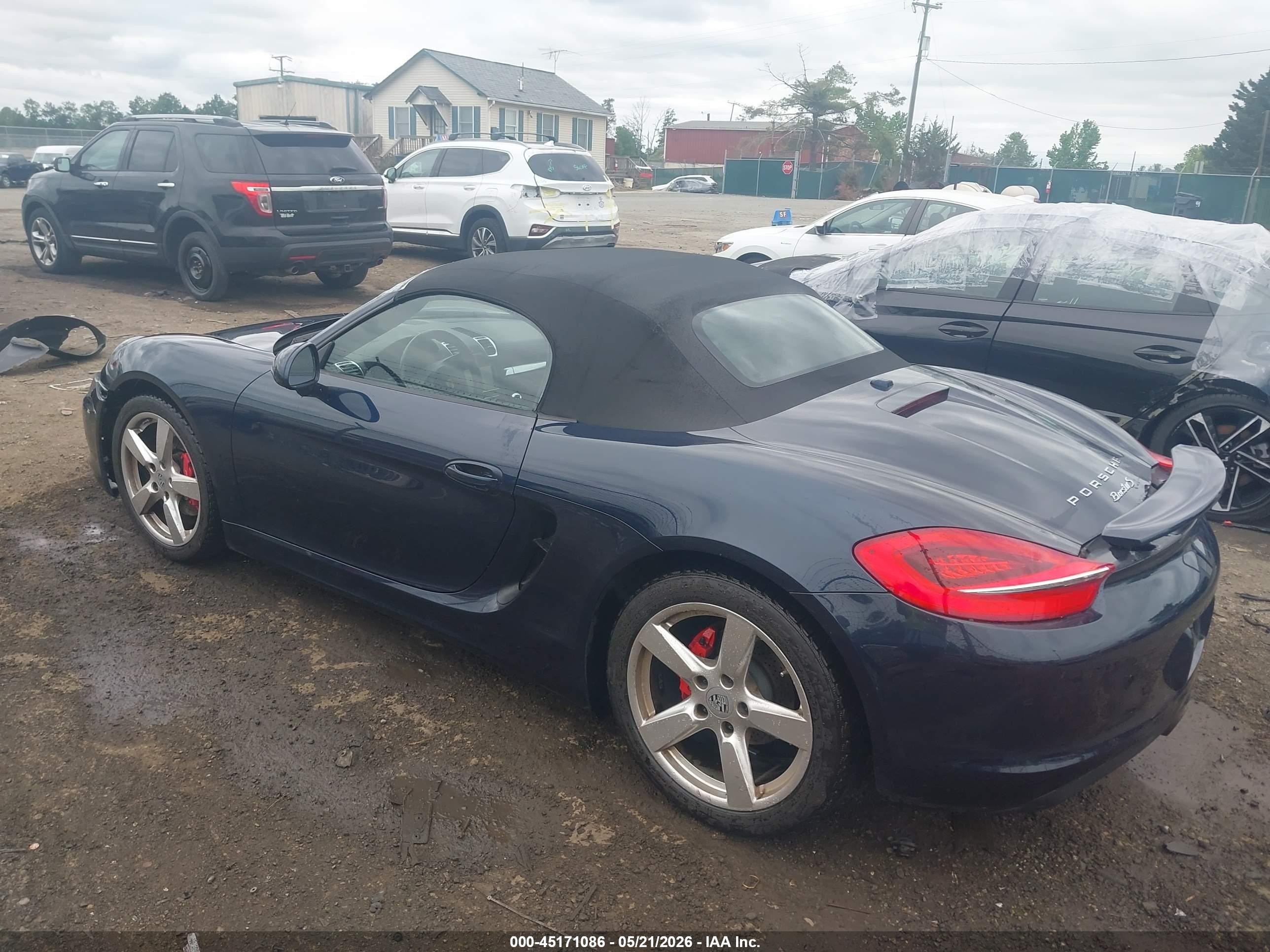 2015 Porsche Boxster Gts/s Blue vin: WP0CB2A81FS130163