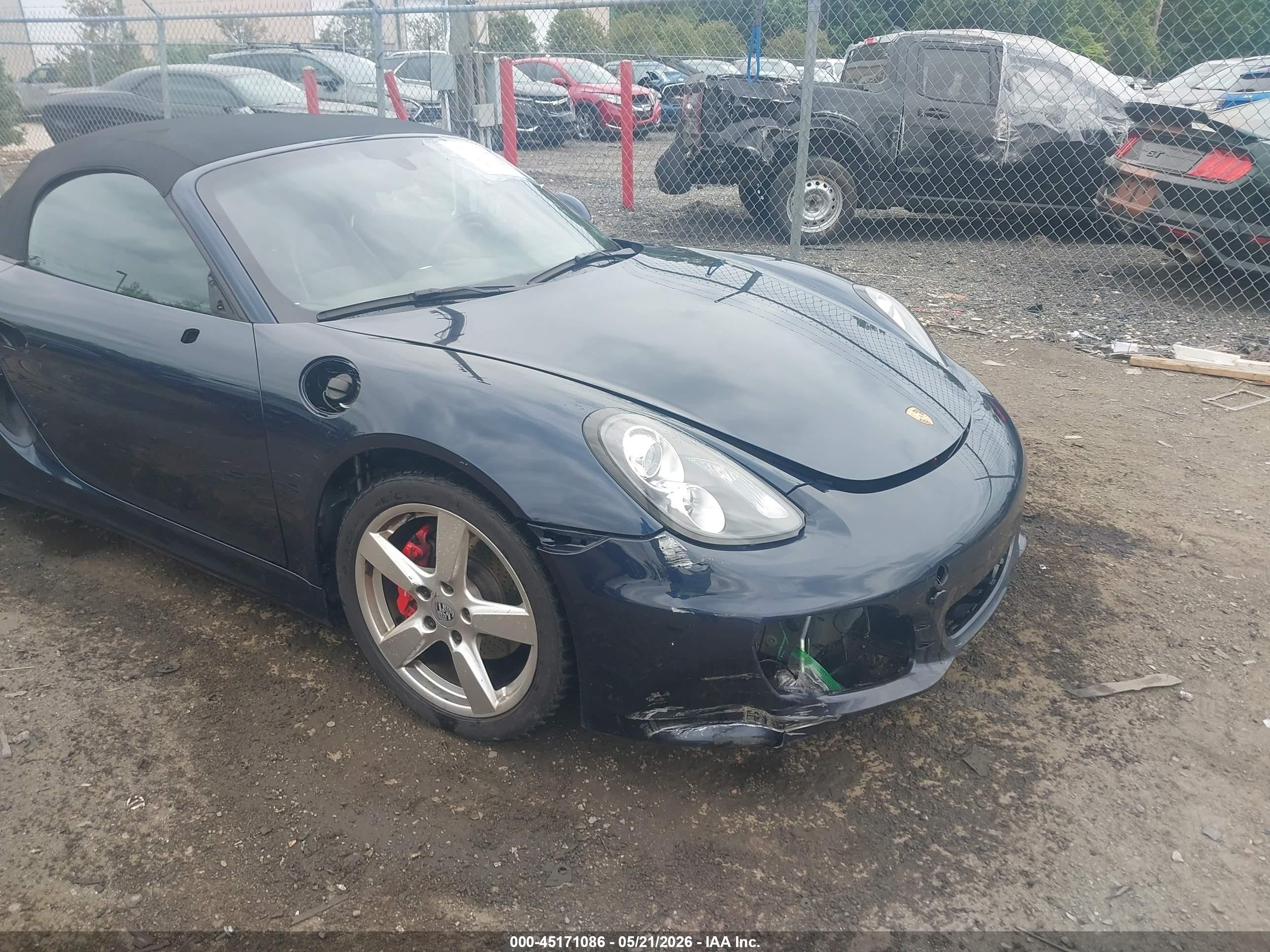 2015 Porsche Boxster Gts/s Blue vin: WP0CB2A81FS130163