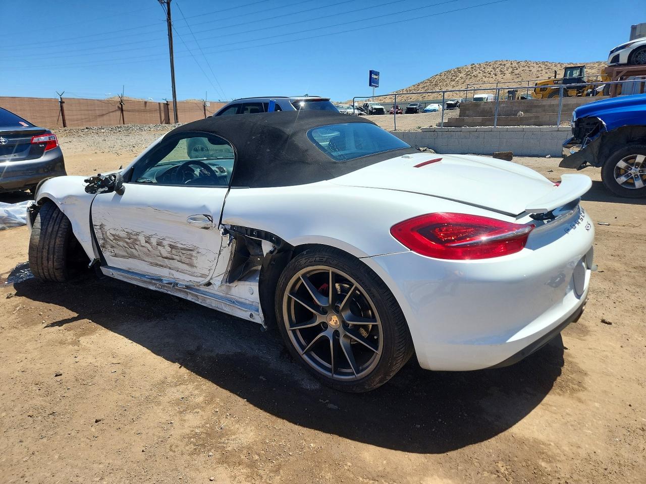 2014 Porsche Boxster S White vin: WP0CB2A82ES141350