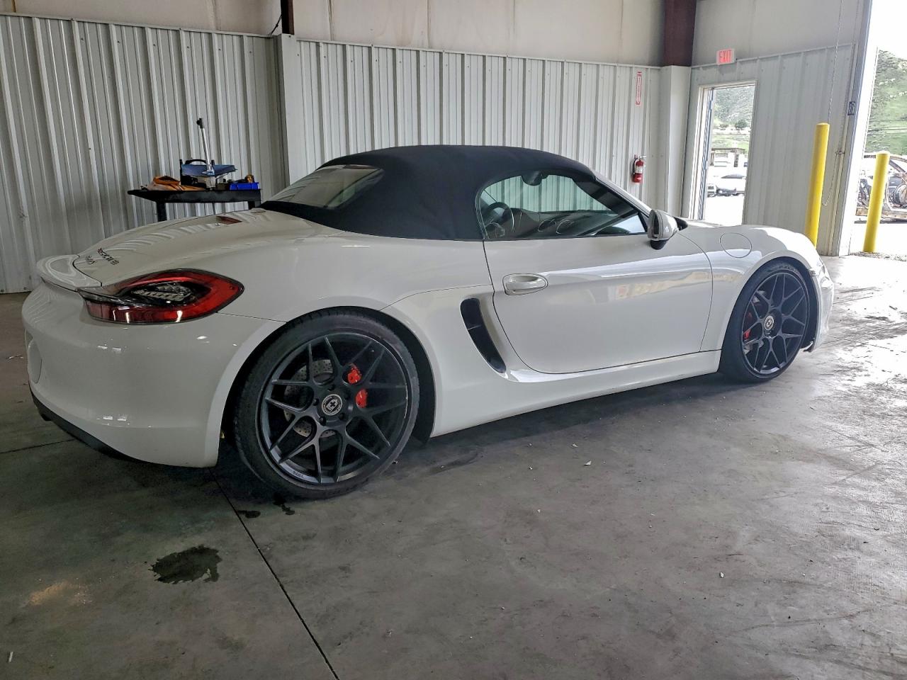 2014 Porsche Boxster S White vin: WP0CB2A83ES140787