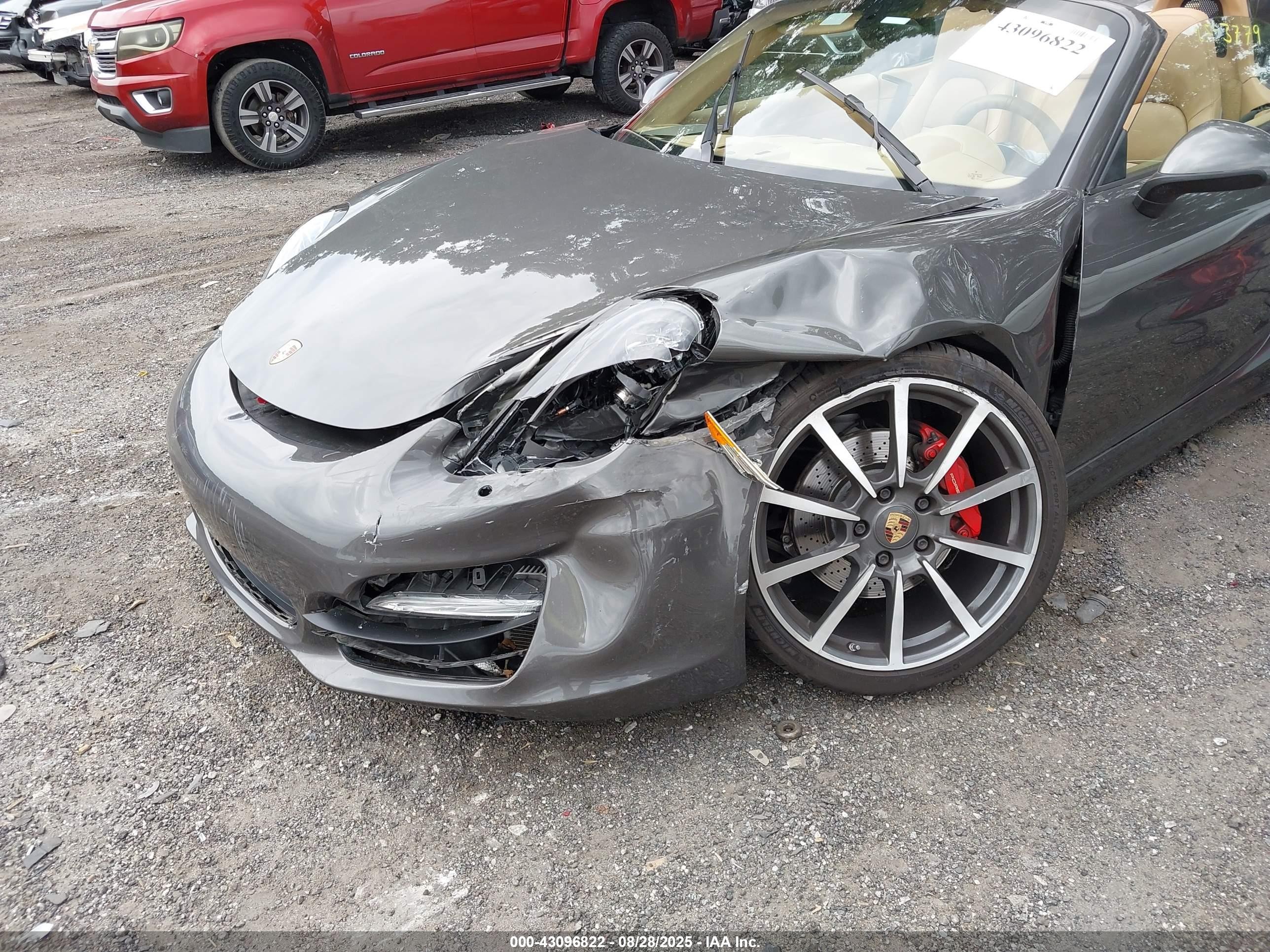2014 Porsche Boxster S Gray vin: WP0CB2A84EK140412