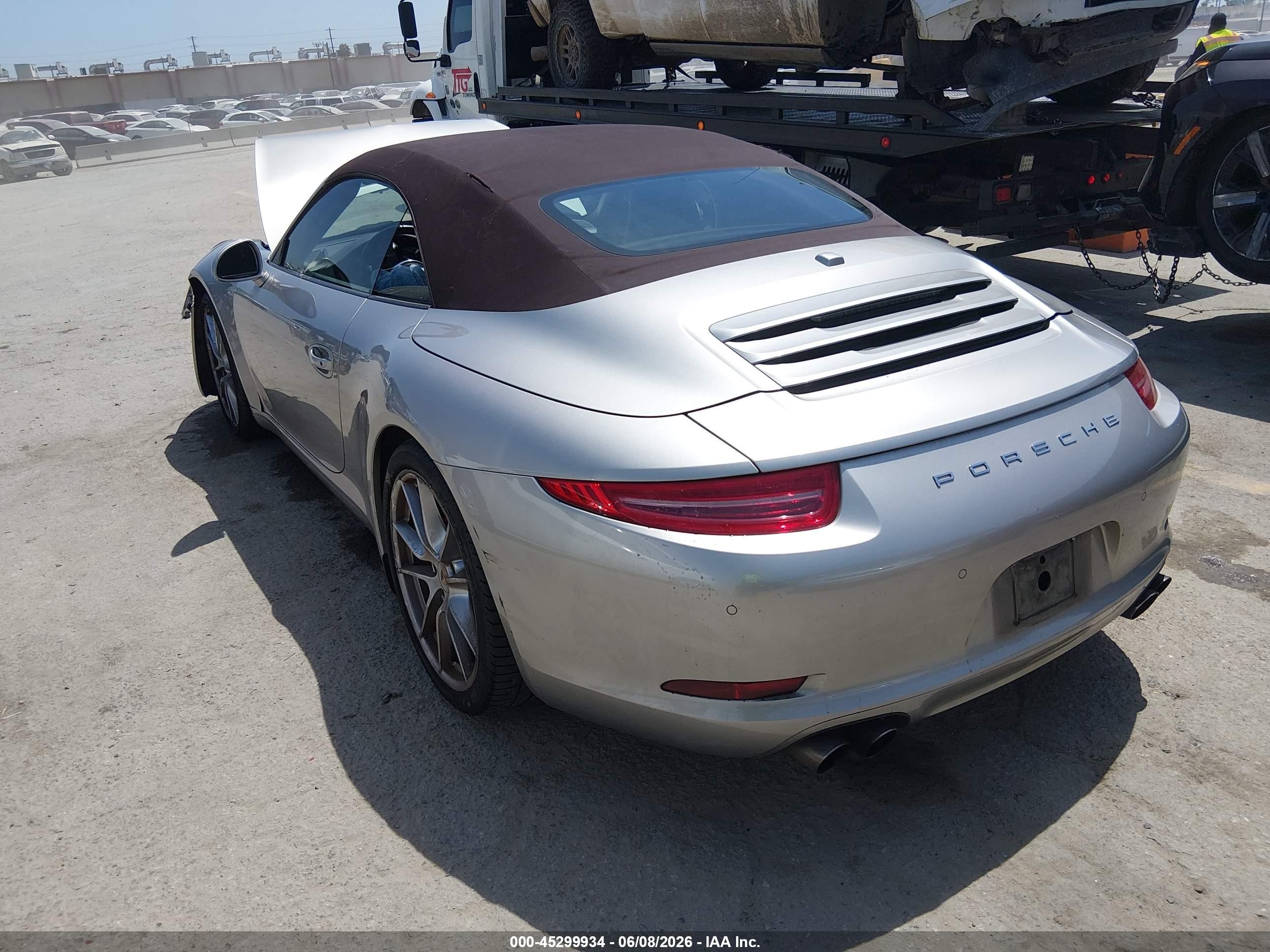 2013 Porsche 911 Carrera S Silver vin: WP0CB2A90DS154282