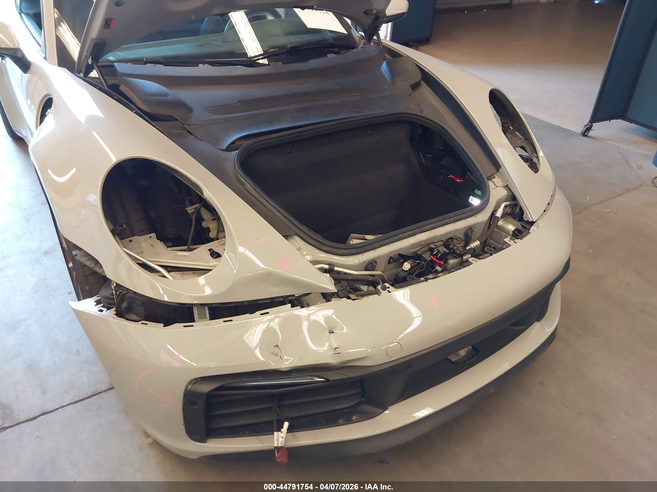 2020 Porsche 911 Carrera S Cabriolet Gray vin: WP0CB2A90LS264585