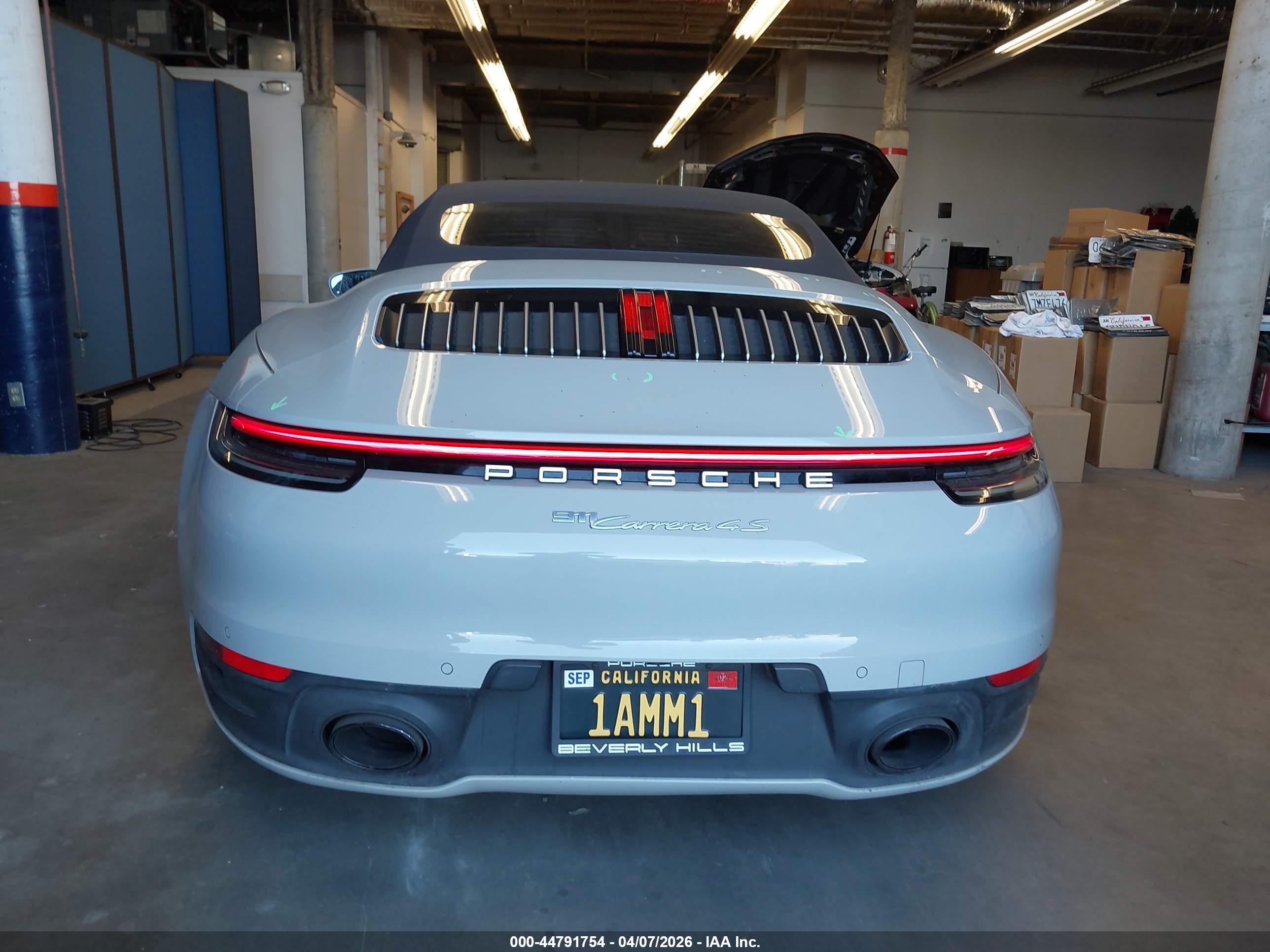 2020 Porsche 911 Carrera S Cabriolet Gray vin: WP0CB2A90LS264585