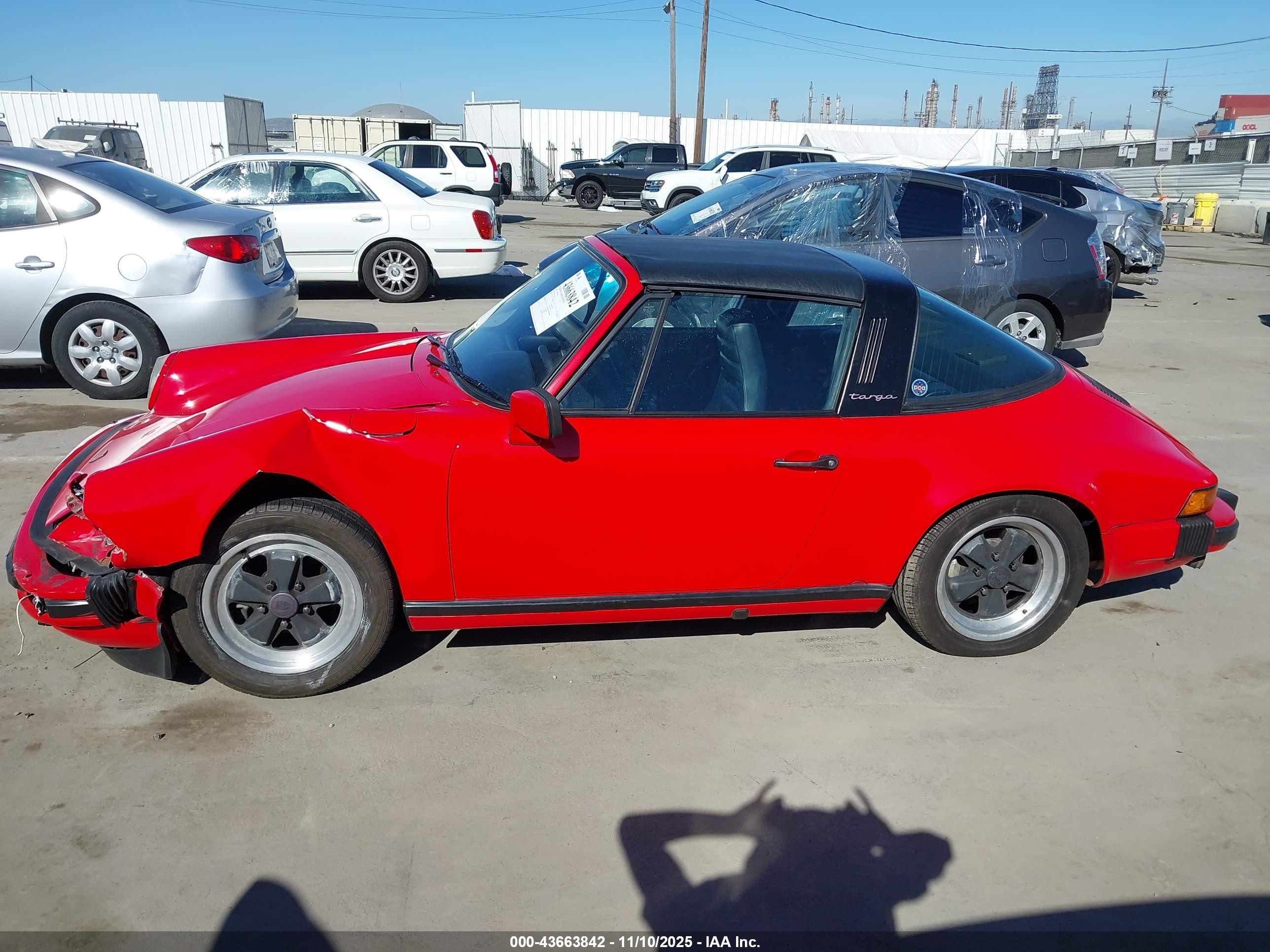 1983 Porsche 911 Sc Red vin: WP0EA0917DS161180