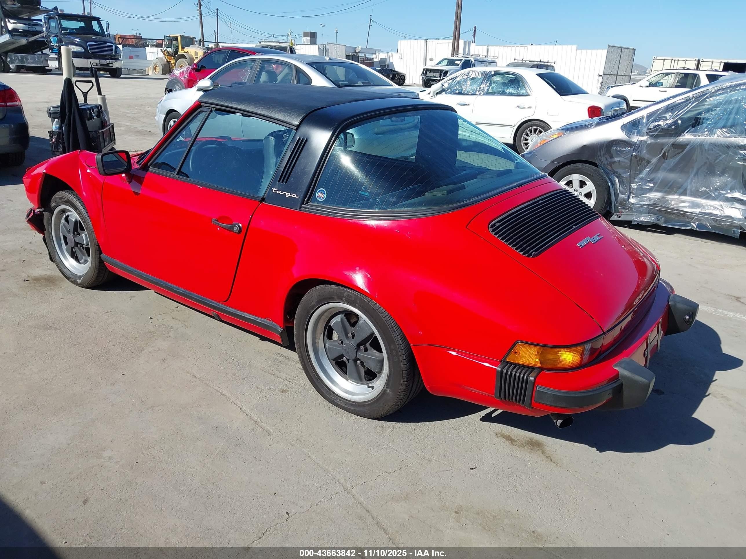 1983 Porsche 911 Sc Red vin: WP0EA0917DS161180