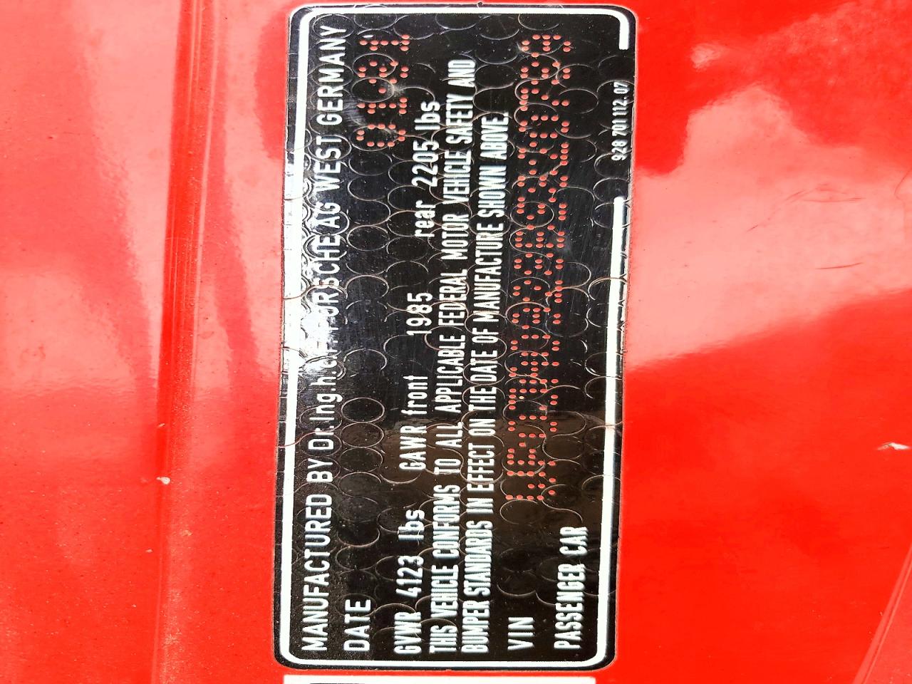 1981 Porsche 928 Red vin: WP0JA0928BS820789