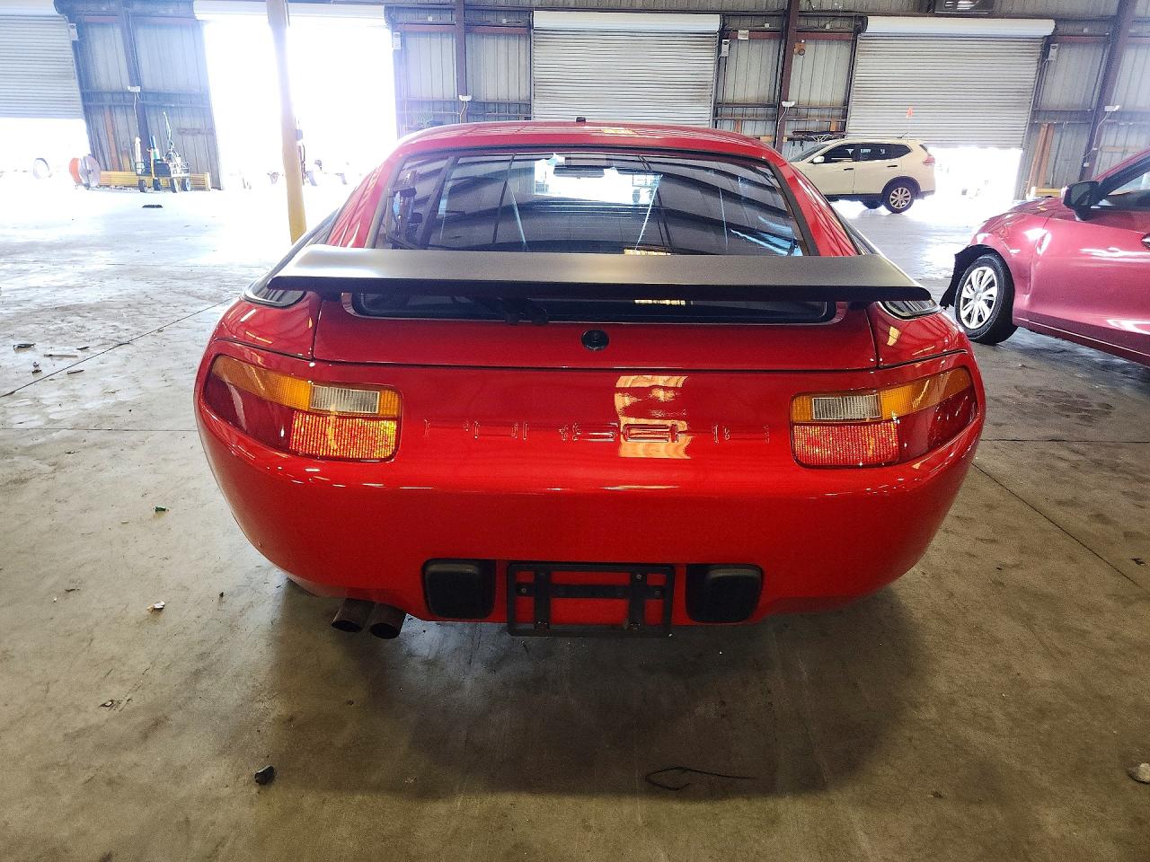 1988 Porsche 928 S-4 Red vin: WP0JB0920JS860666
