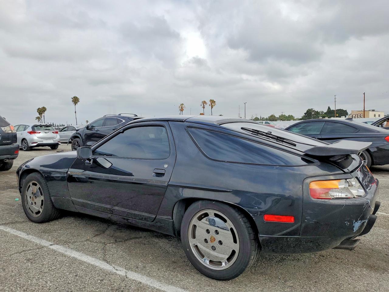 1988 Porsche 928 S-4 Black vin: WP0JB0926JS860462