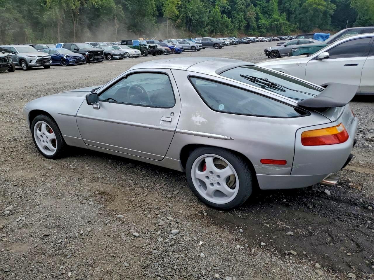 1988 Porsche 928 S-4 Silver vin: WP0JB0927JS861569