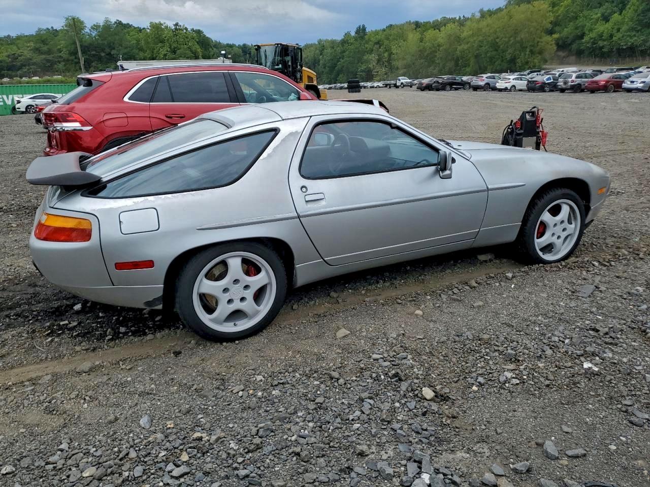 1988 Porsche 928 S-4 Silver vin: WP0JB0927JS861569