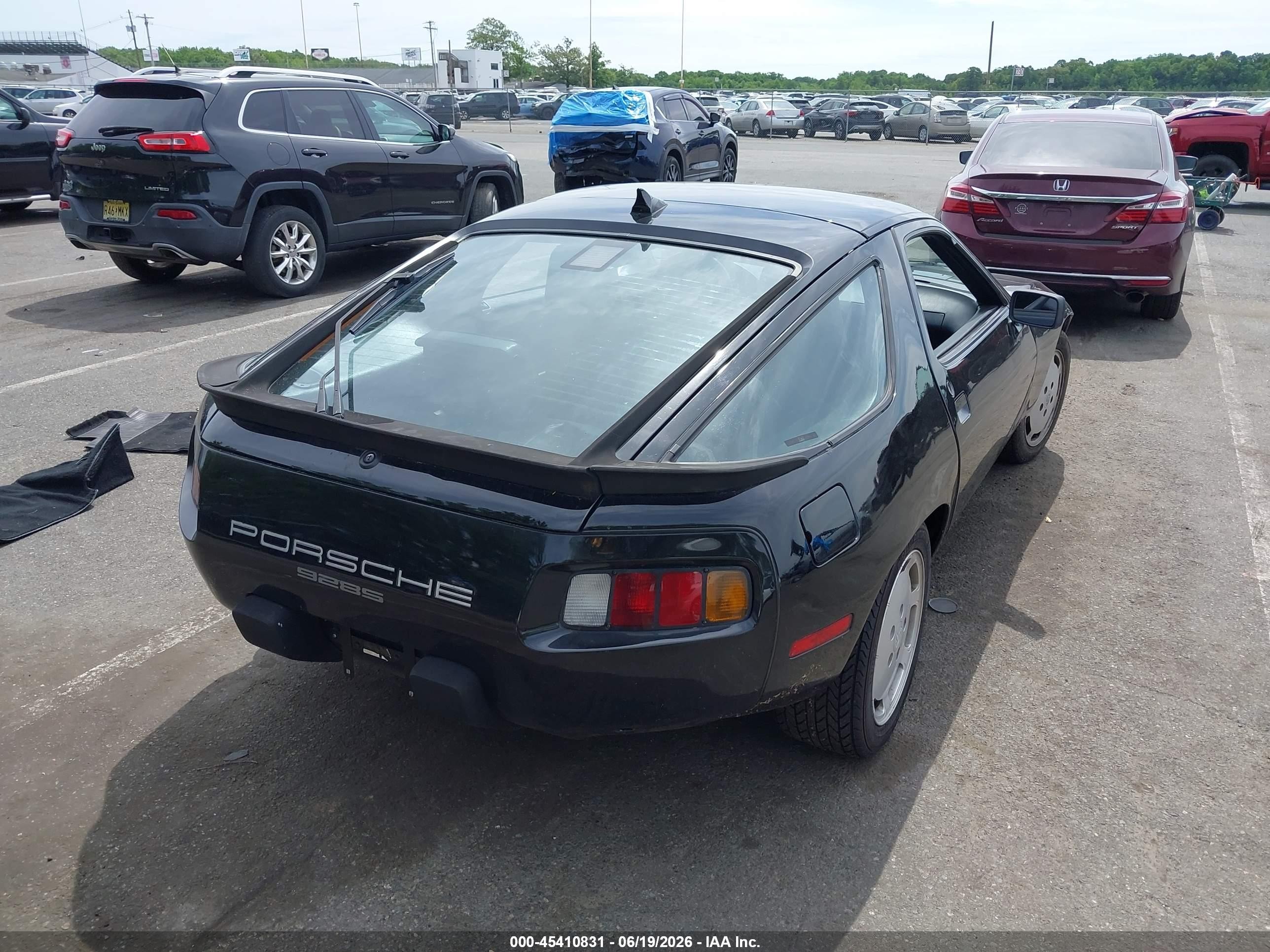 1986 Porsche 928 S Black vin: WP0JB0929GS860559