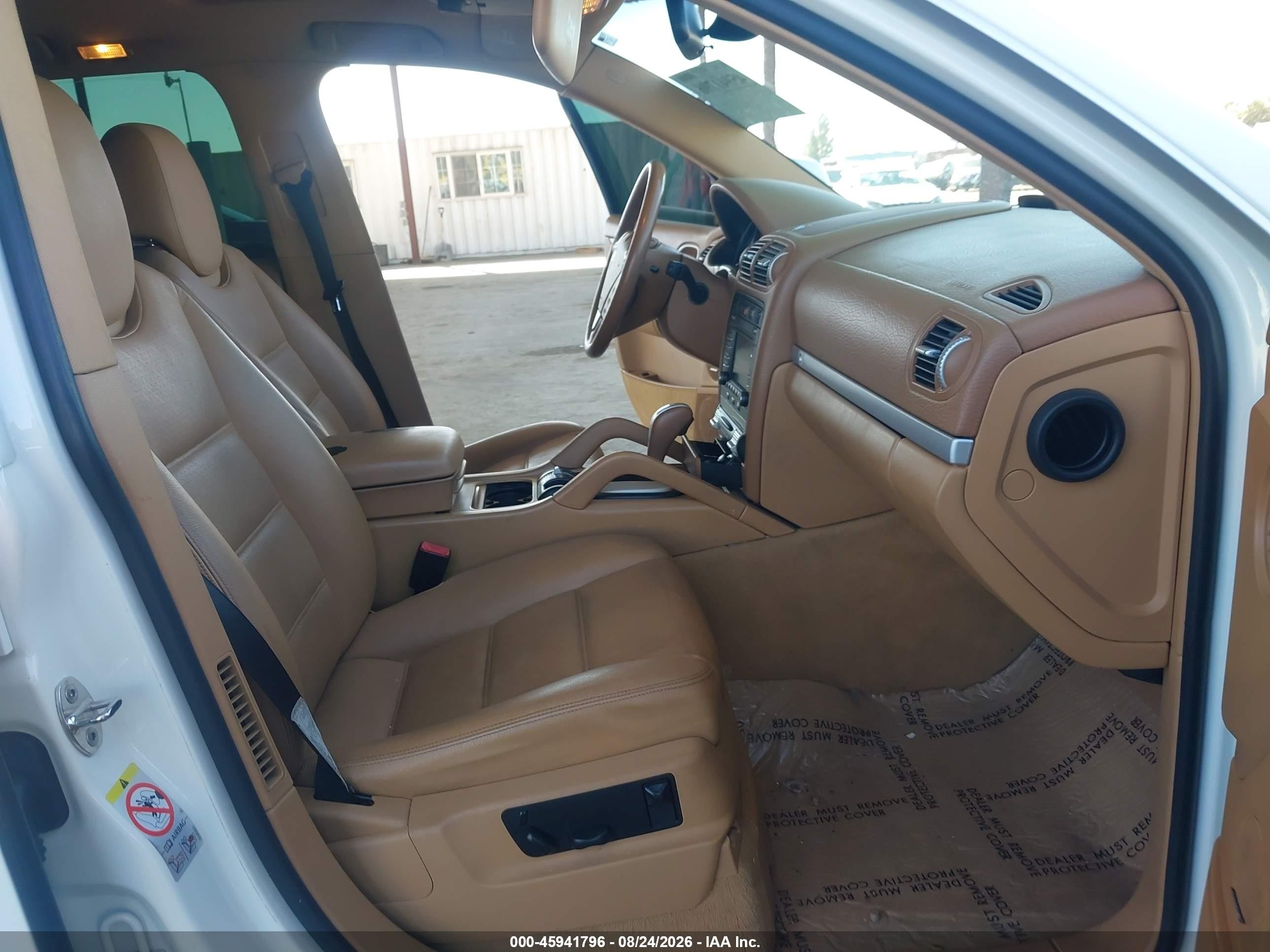 2009 Porsche Cayenne   White vin: WP1AA29P09LA04637
