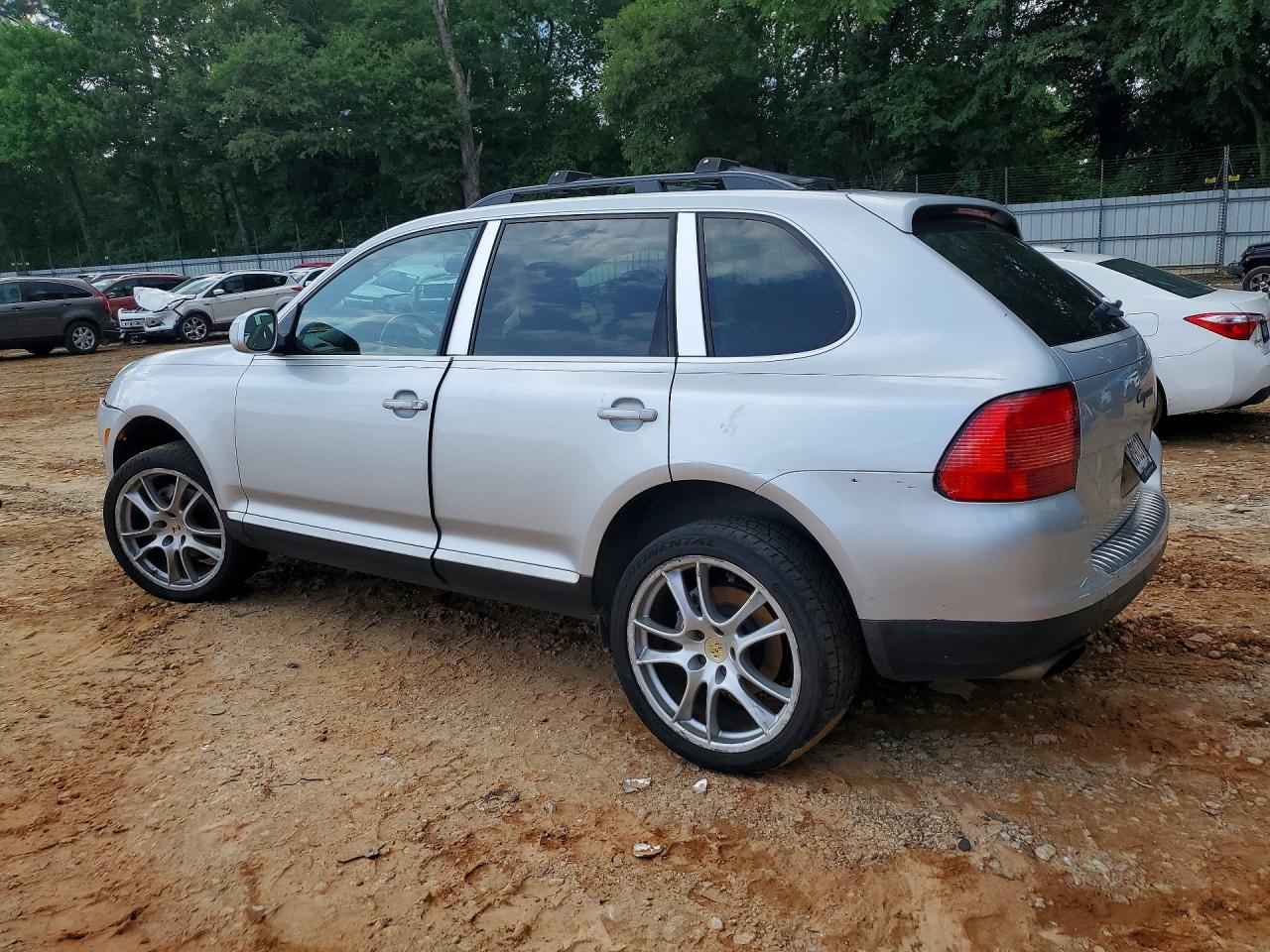 2004 Porsche Cayenne Silver vin: WP1AA29P14LA24159