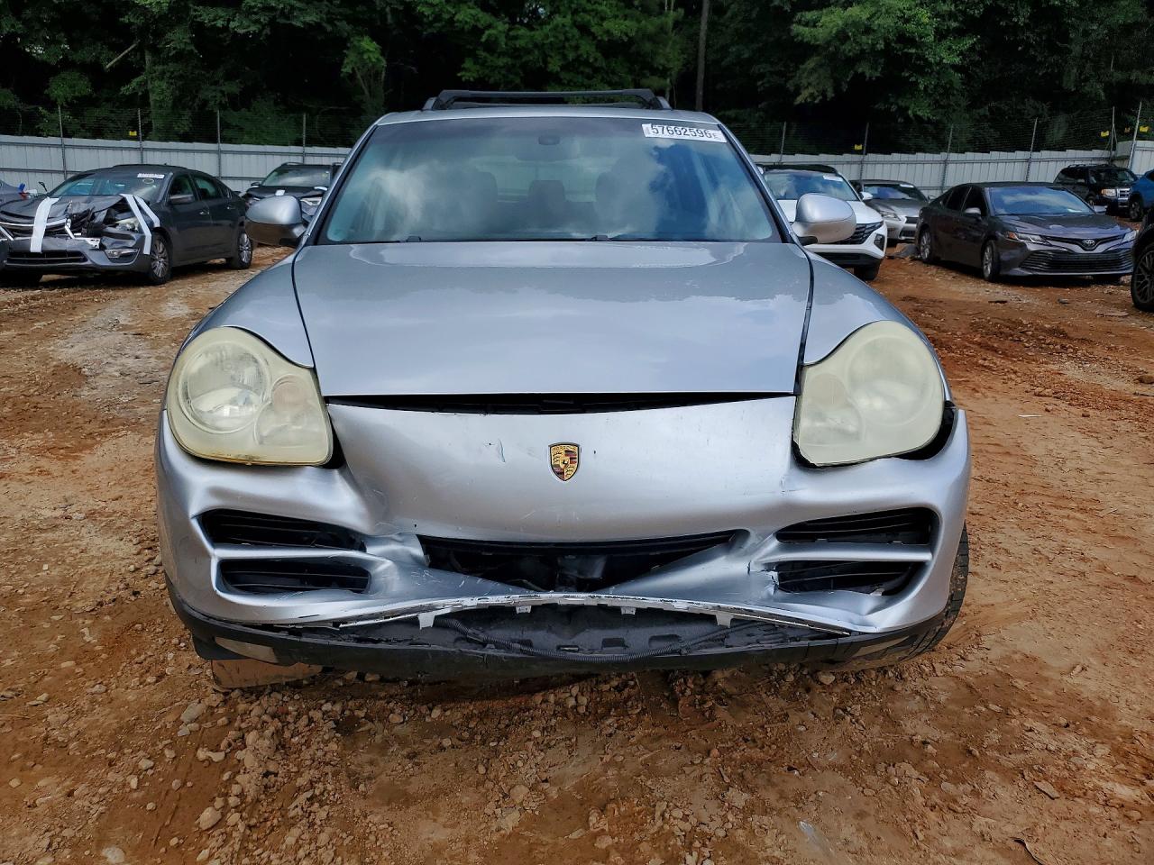 2004 Porsche Cayenne Silver vin: WP1AA29P14LA24159