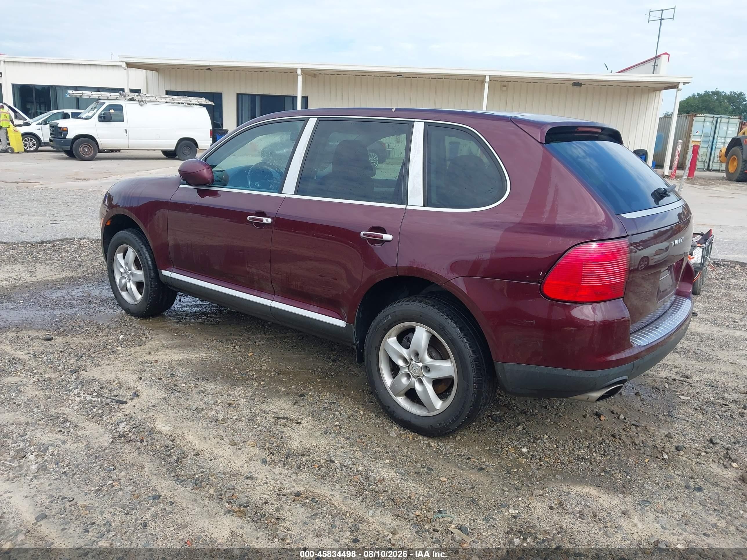 2004 Porsche Cayenne V6 Burgundy vin: WP1AA29P14LA24386