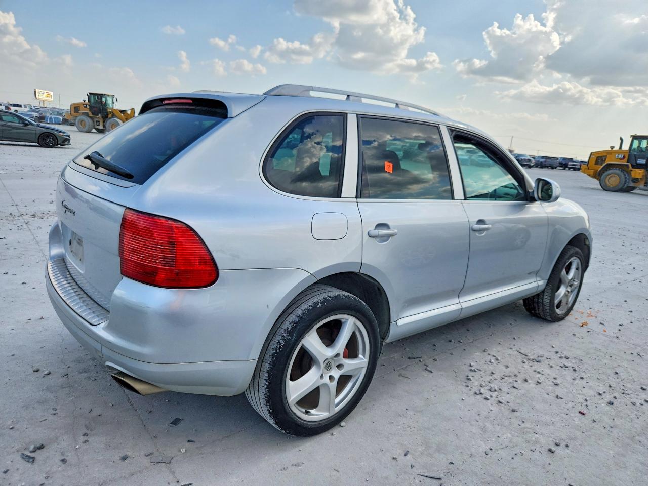 2005 Porsche Cayenne Silver vin: WP1AA29P15LA22090