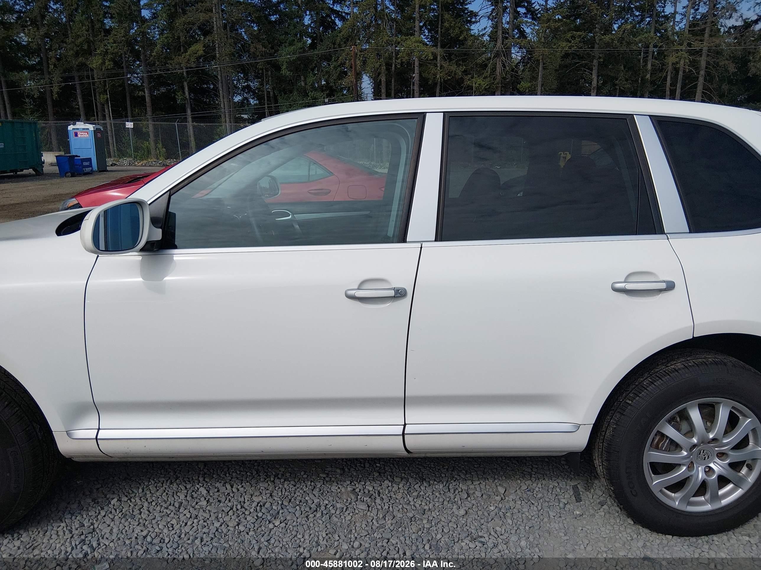 2006 Porsche Cayenne   Белый vin: WP1AA29P16LA26092
