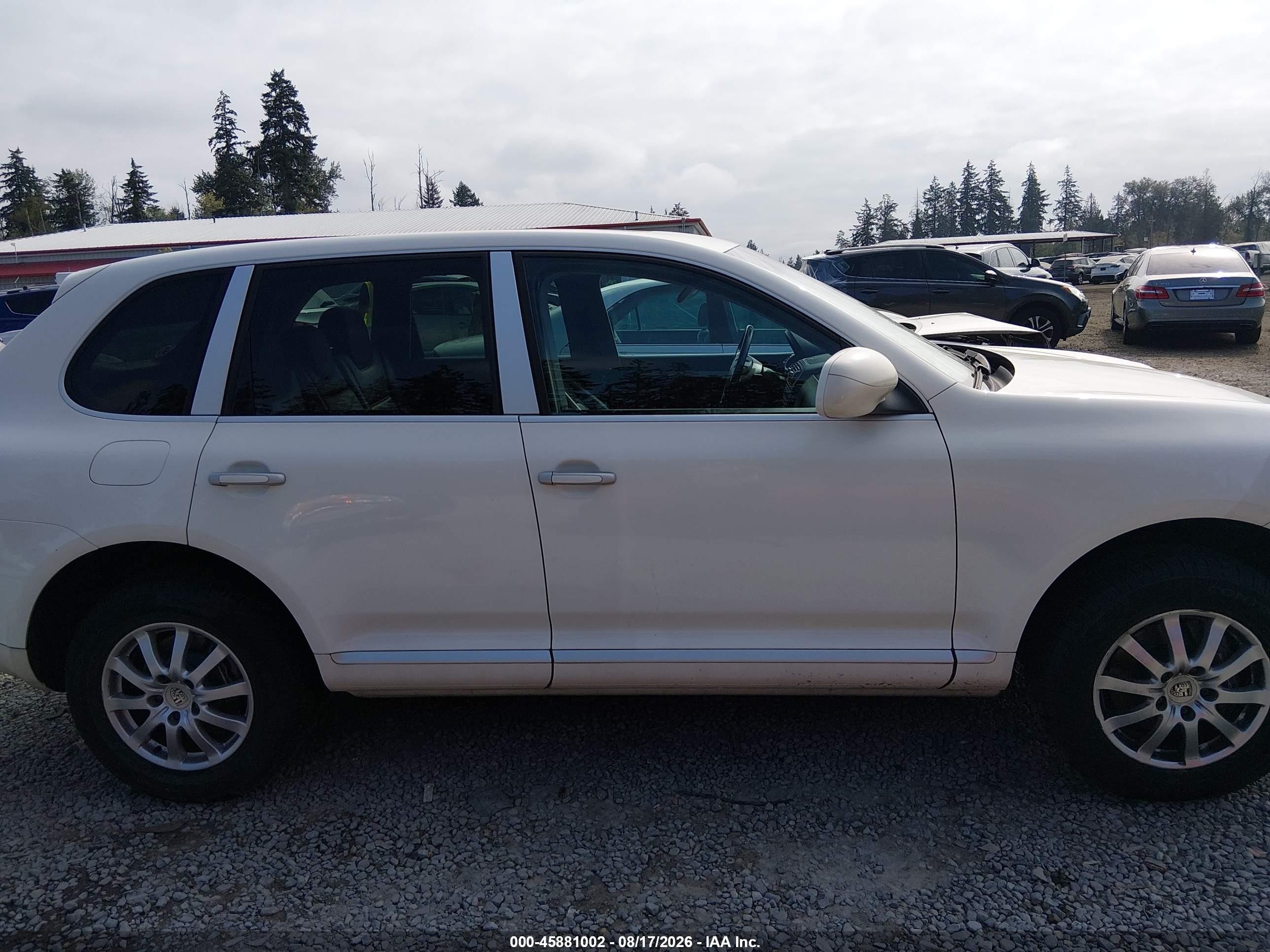 2006 Porsche Cayenne   Белый vin: WP1AA29P16LA26092