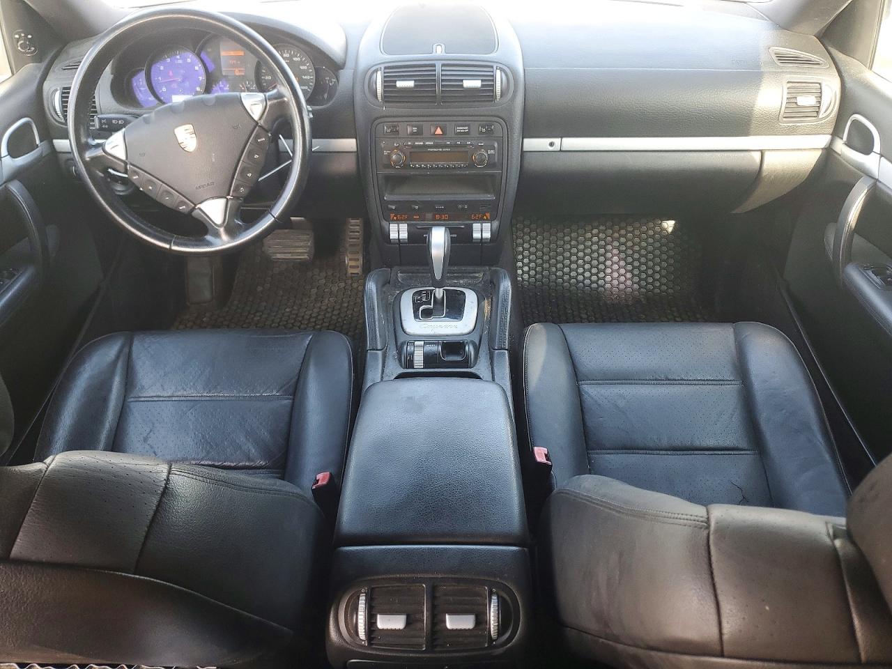 2008 Porsche Cayenne Silver vin: WP1AA29P18LA05570