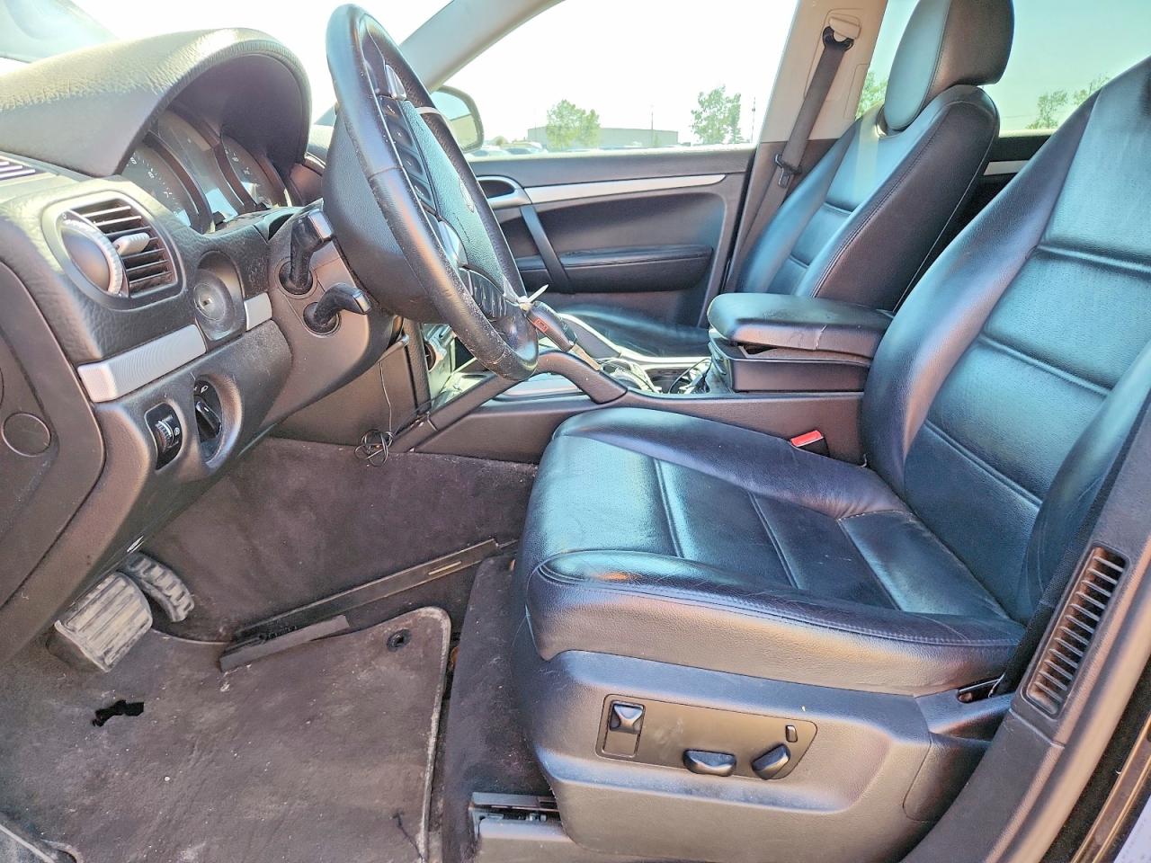2006 Porsche Cayenne Black vin: WP1AA29P26LA24819