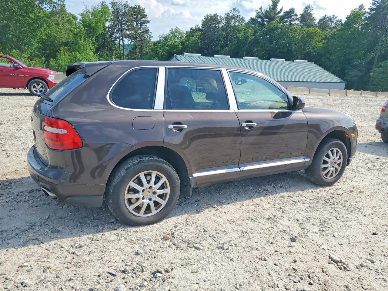 2009 Porsche Cayenne Brown vin: WP1AA29P29LA04011