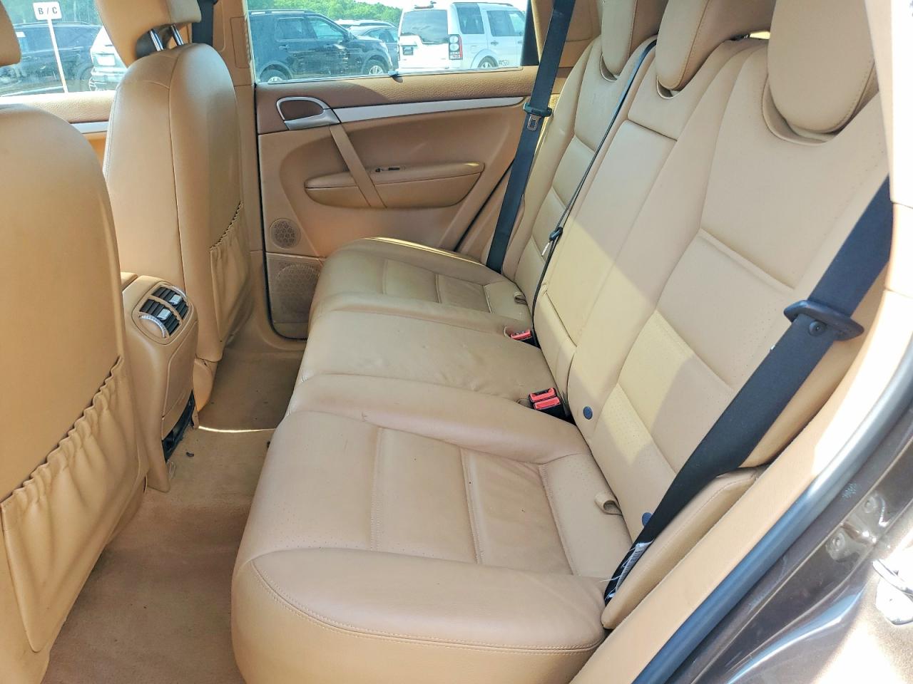 2009 Porsche Cayenne Brown vin: WP1AA29P29LA04011