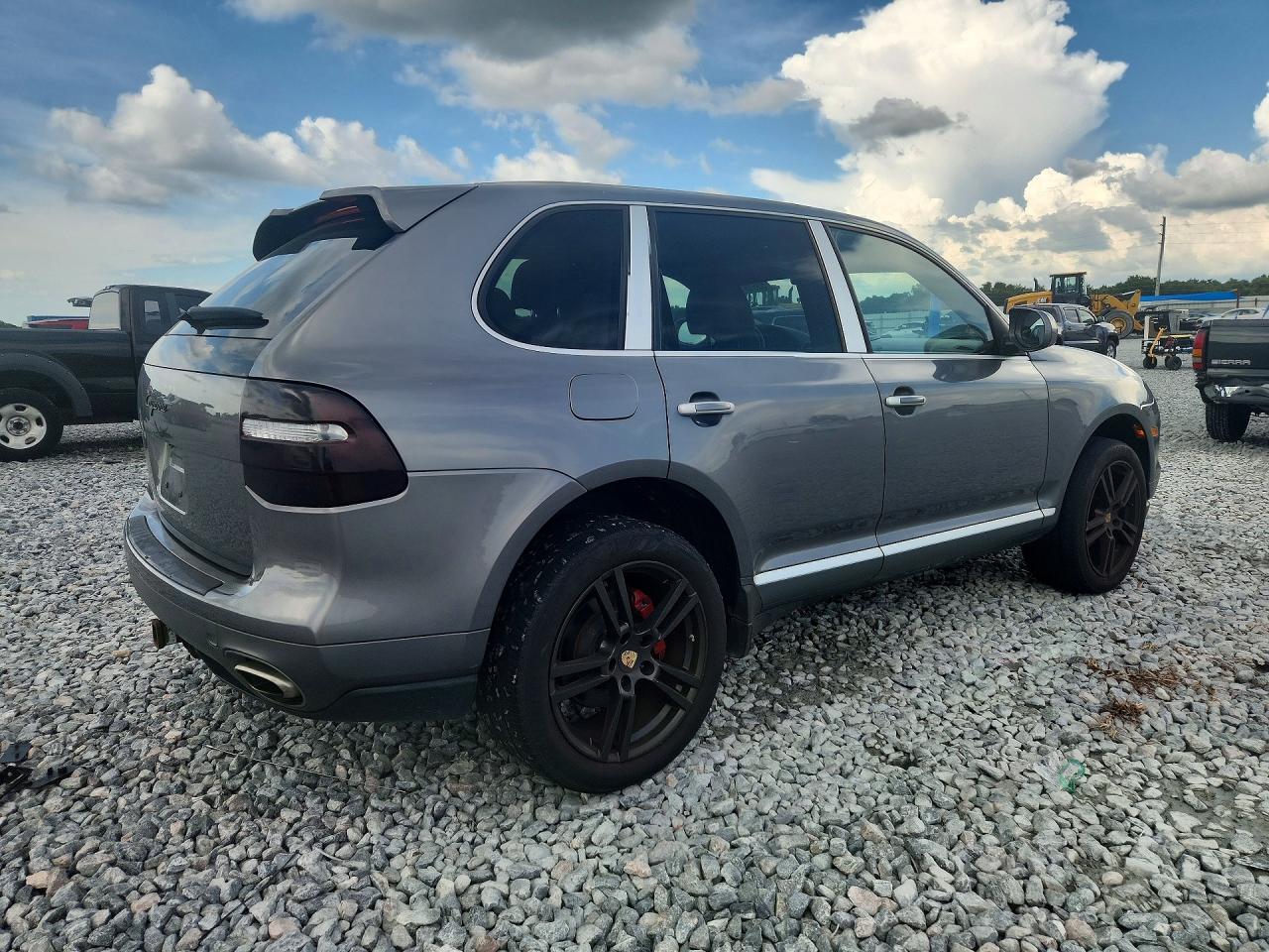 2008 Pors Cayenne Gray vin: WP1AA29P38LA04954