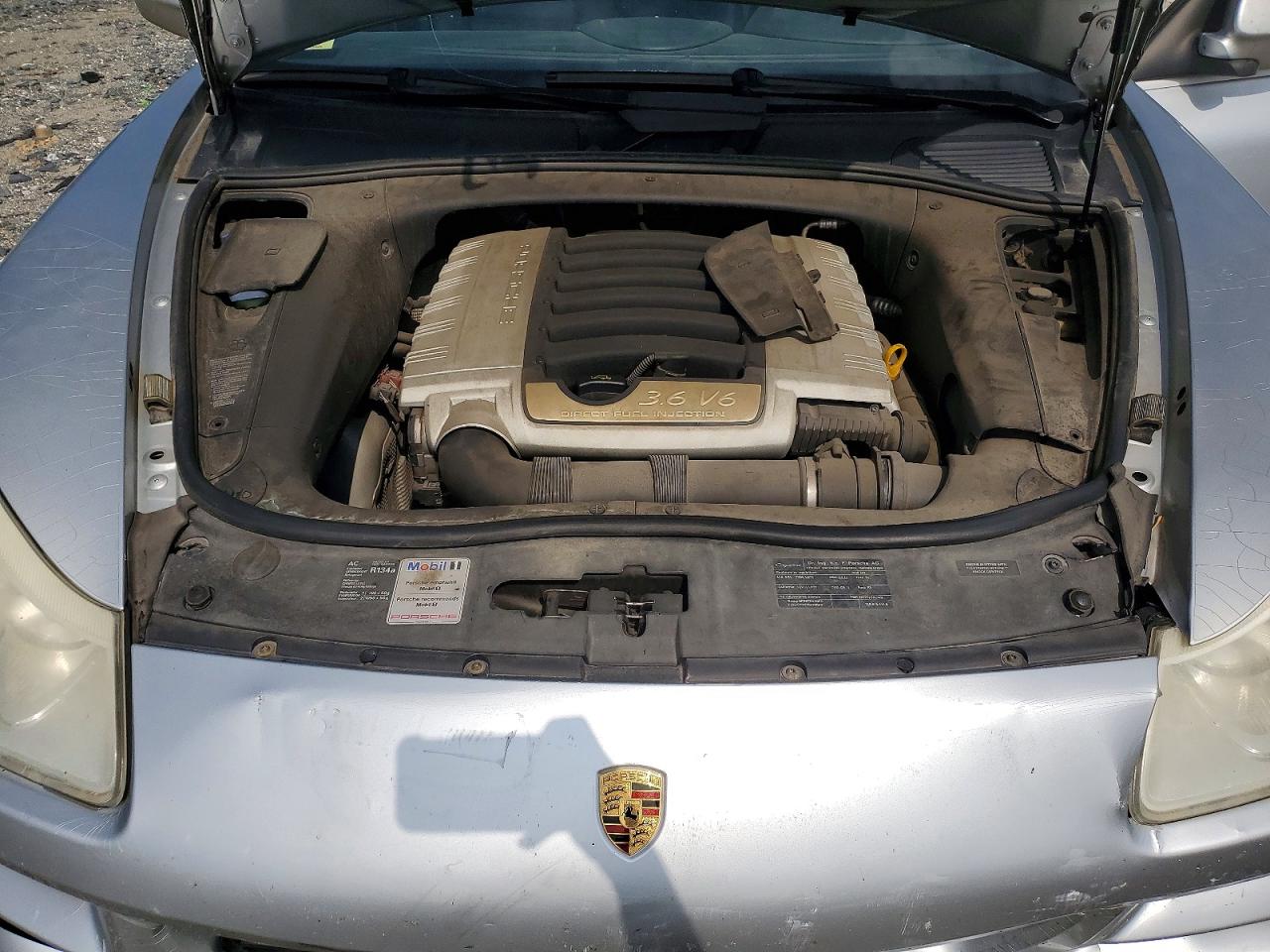 2008 Porsche Cayenne Silver vin: WP1AA29P38LA25643