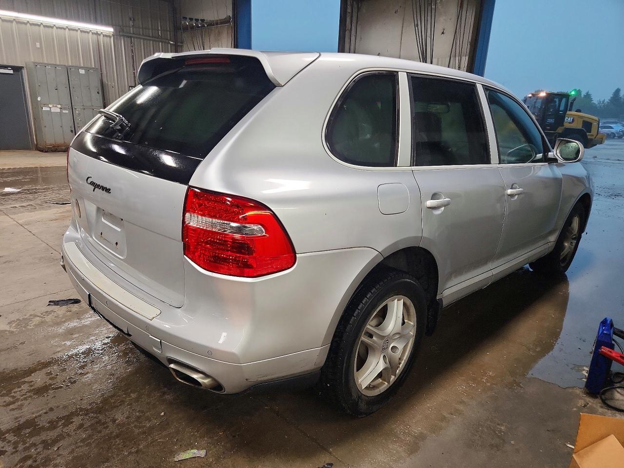 2008 Porsche Cayenne Silver vin: WP1AA29P38LA28736