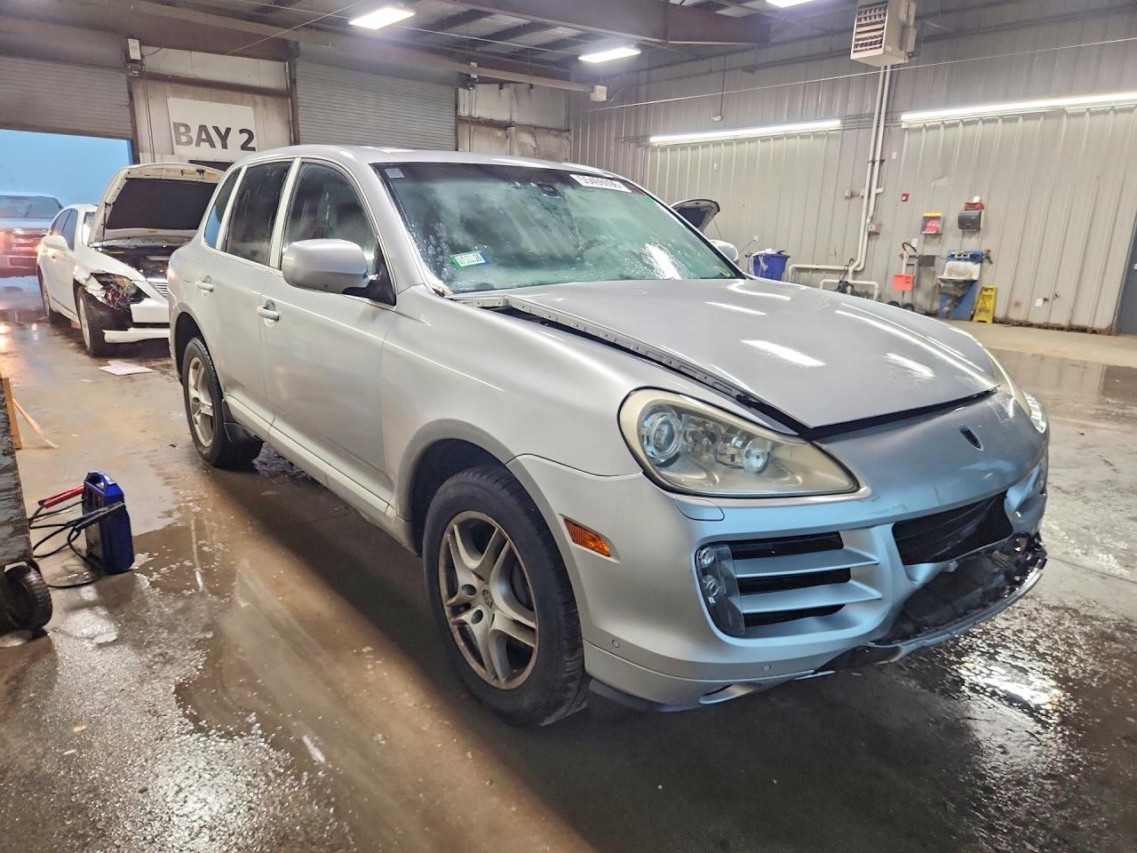 2008 Porsche Cayenne Silver vin: WP1AA29P38LA28736