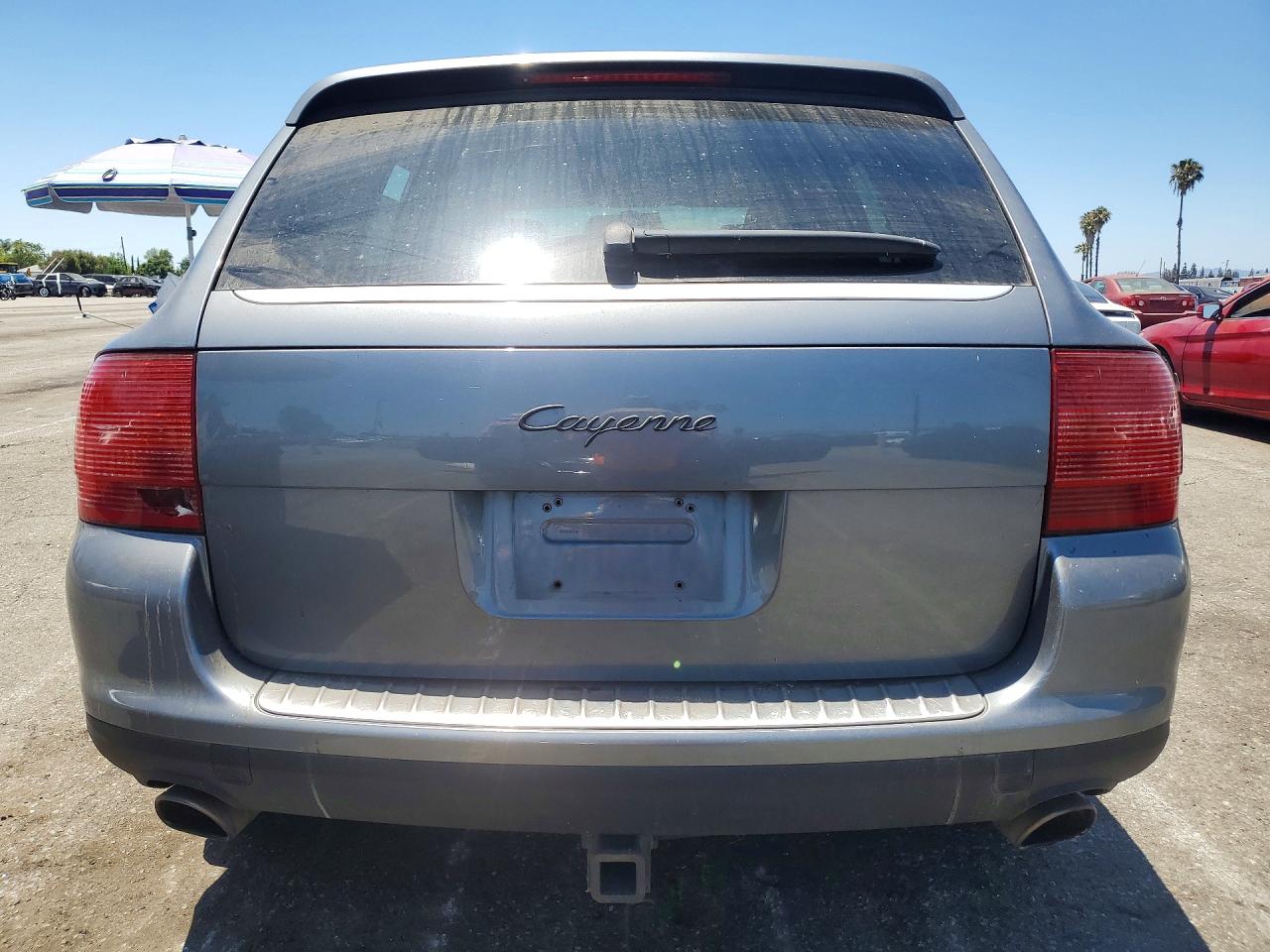 2004 Porsche Cayenne Silver vin: WP1AA29P44LA23717