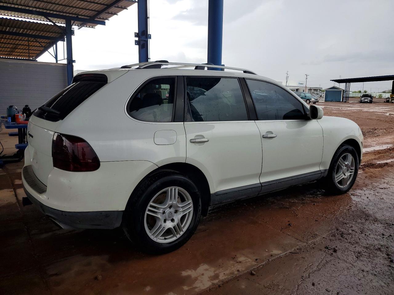 2004 Porsche Cayenne White vin: WP1AA29P54LA21751