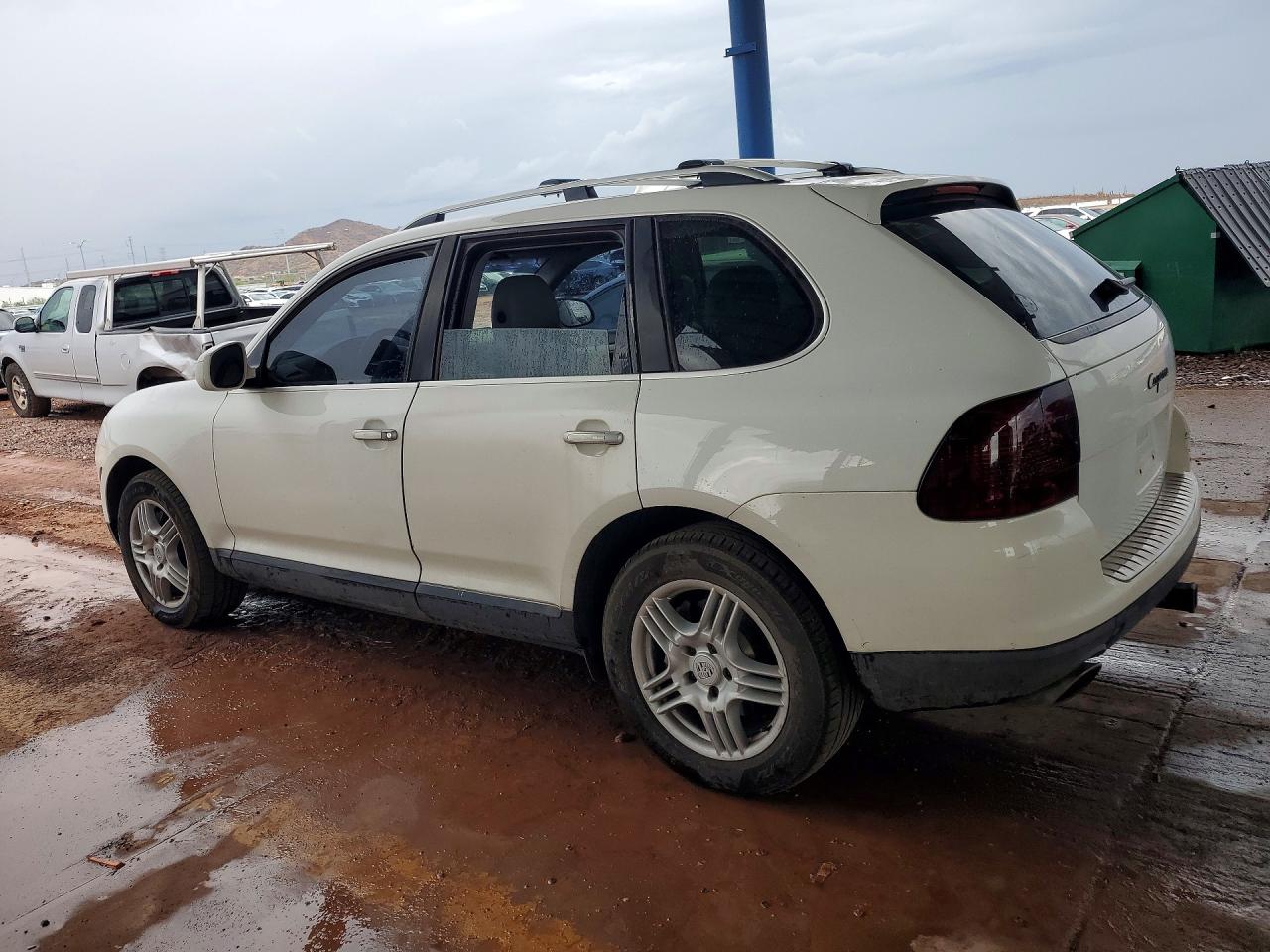 2004 Porsche Cayenne White vin: WP1AA29P54LA21751