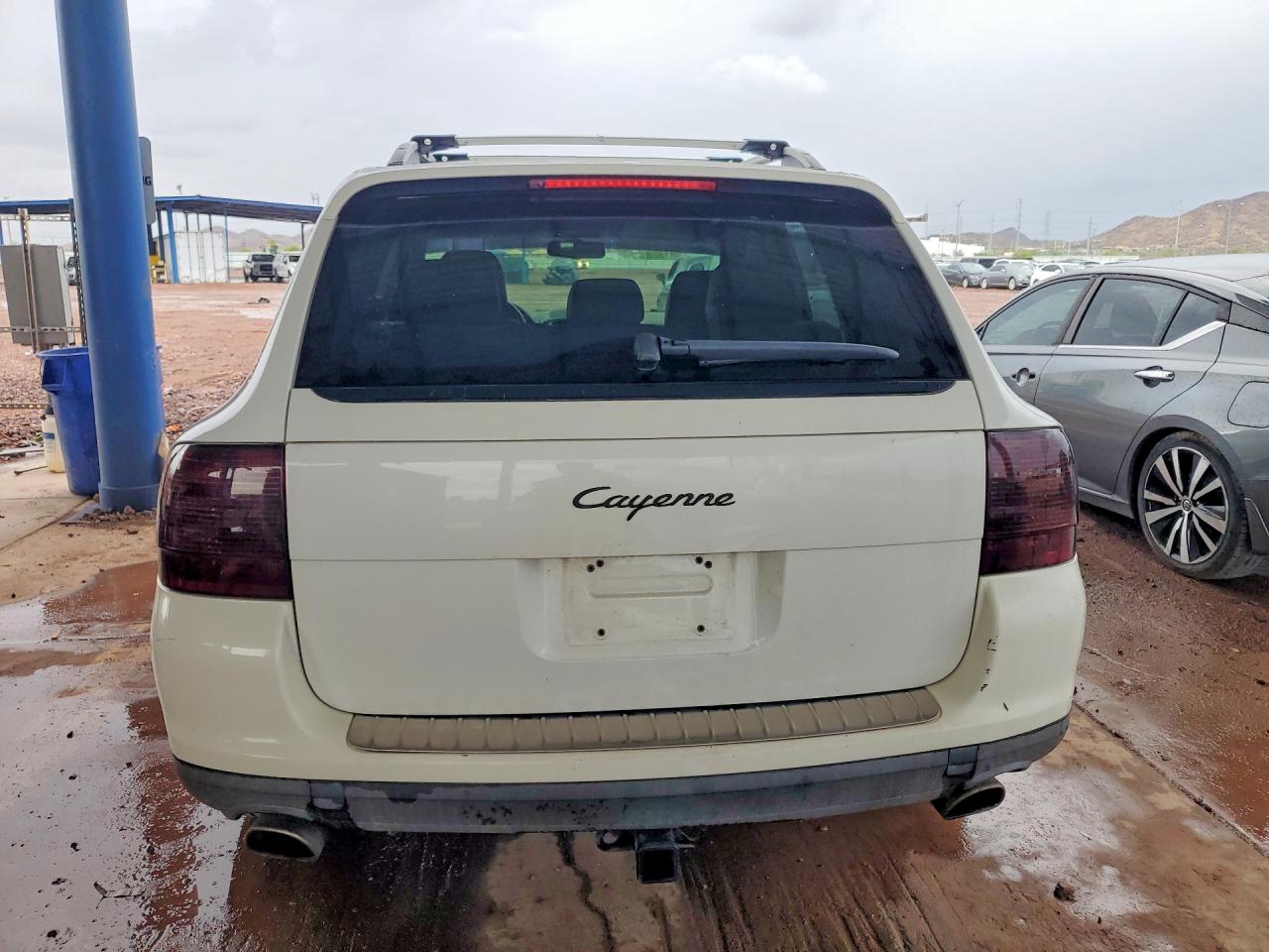 2004 Porsche Cayenne White vin: WP1AA29P54LA21751