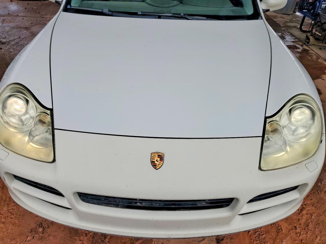 2004 Porsche Cayenne White vin: WP1AA29P54LA21751