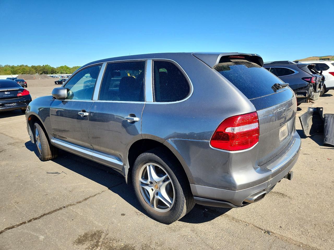 2008 Porsche Cayenne Gray vin: WP1AA29P58LA28897