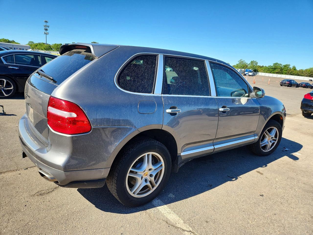 2008 Porsche Cayenne Gray vin: WP1AA29P58LA28897