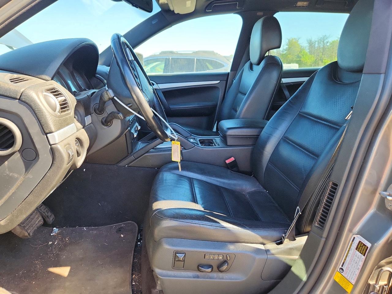 2008 Porsche Cayenne Gray vin: WP1AA29P58LA28897