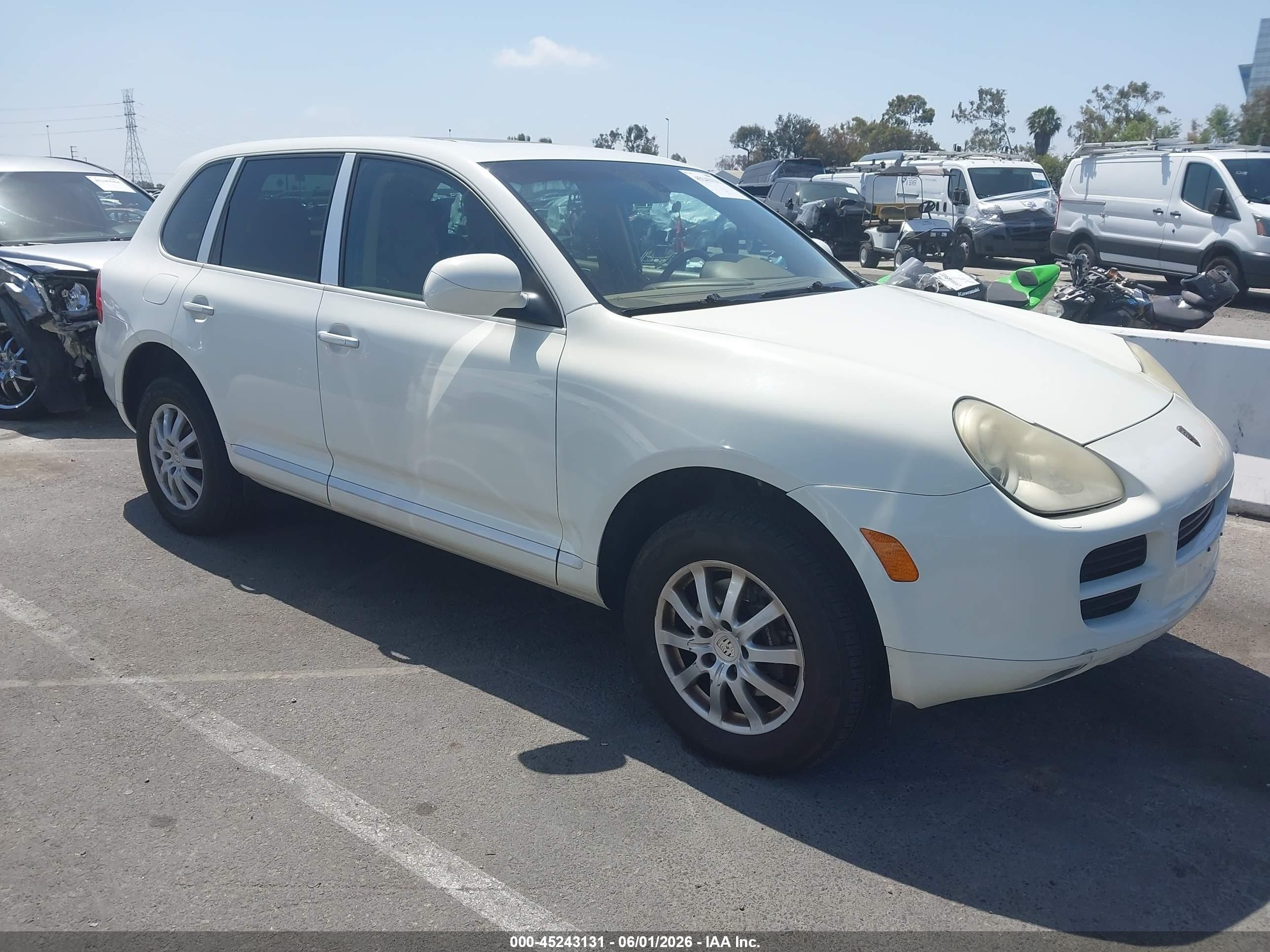 2006 Porsche Cayenne   White vin: WP1AA29P66LA22555