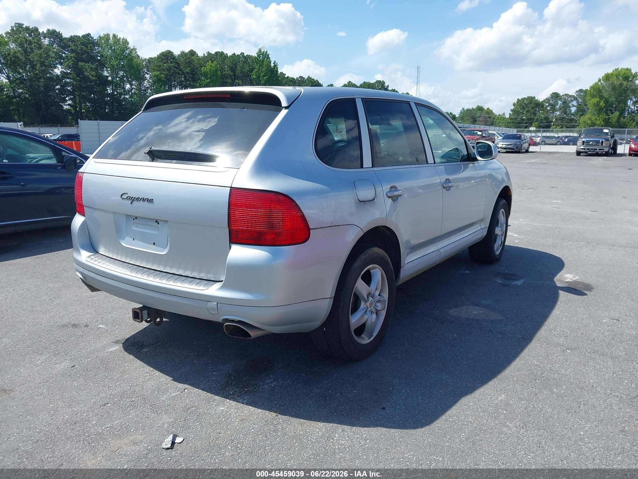 2006 Porsche Cayenne   Серебряный vin: WP1AA29P66LA26931