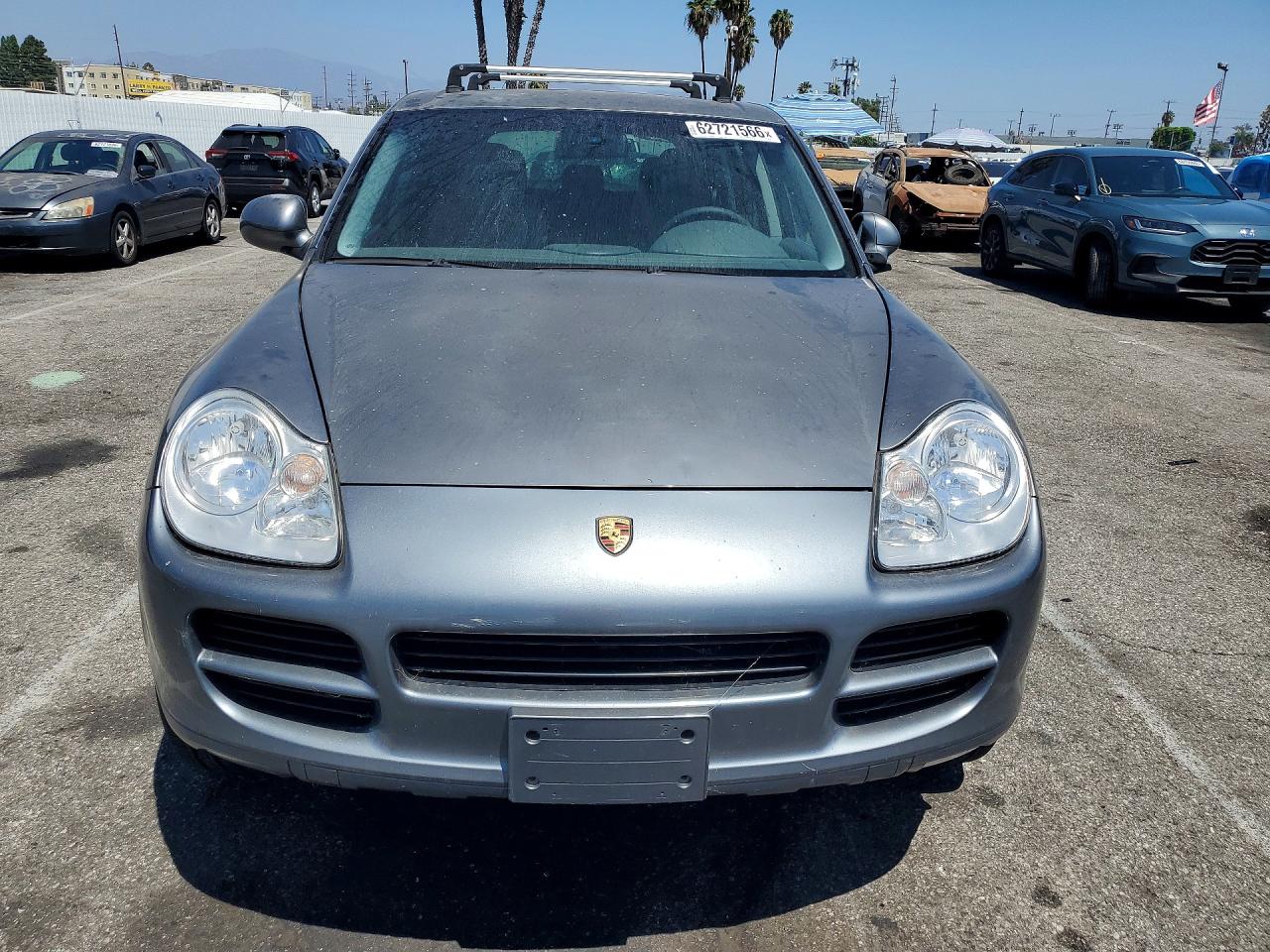2005 Porsche Cayenne Gray vin: WP1AA29P75LA21994