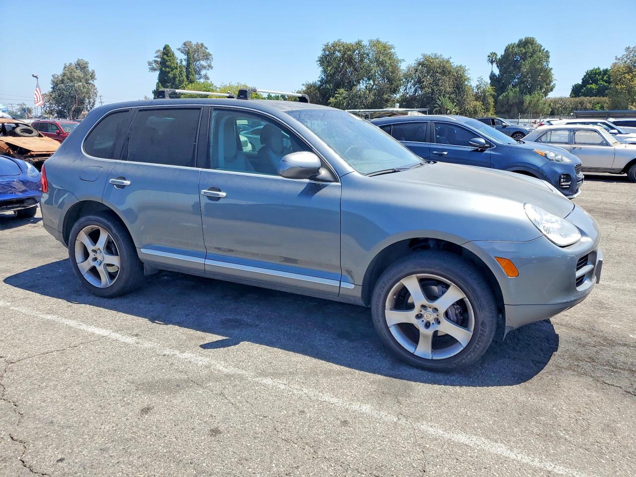 2005 Porsche Cayenne Gray vin: WP1AA29P75LA21994