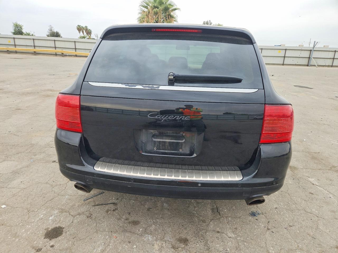 2006 Porsche Cayenne Black vin: WP1AA29P86LA26316