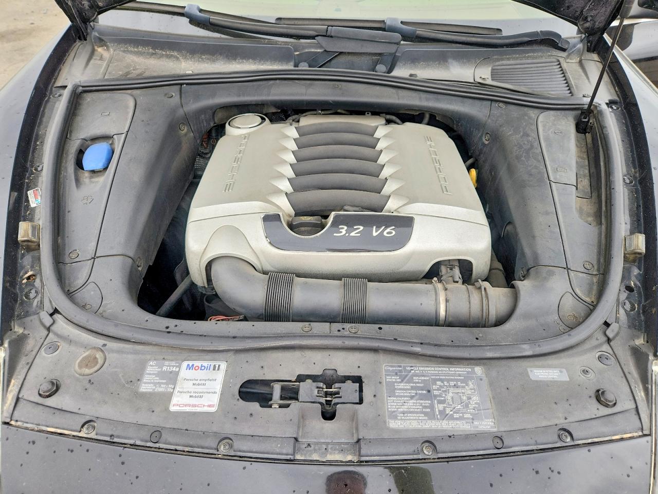 2006 Porsche Cayenne Black vin: WP1AA29P86LA26316