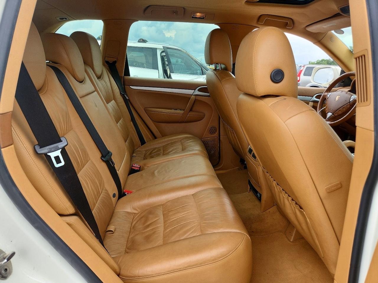 2009 Porsche Cayenne White vin: WP1AA29P89LA01520