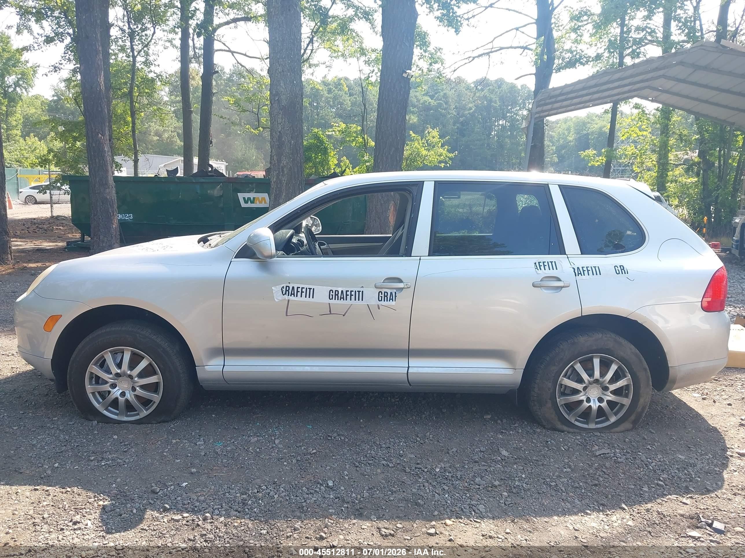 2006 Porsche Cayenne   Серебряный vin: WP1AA29P96LA27104