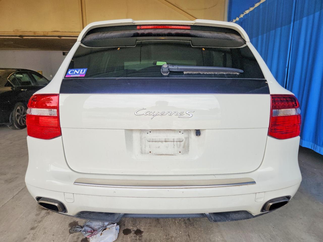 2008 Porsche Cayenne White vin: WP1AA29P98LA12427